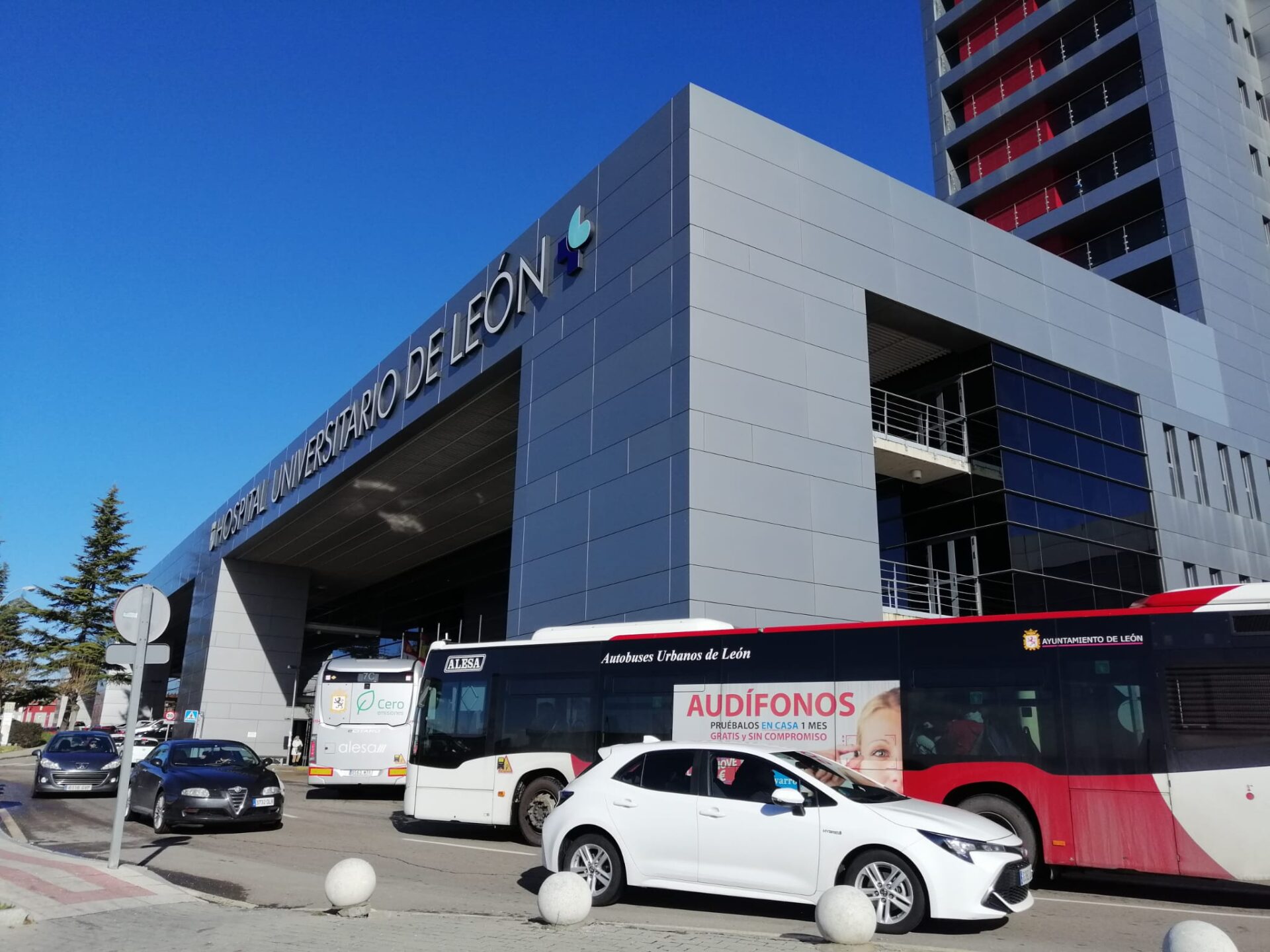 El Hospital de León inaugura el 3 de noviembre (13:00) la exposición ‘10 años de fotografía urbana contemporánea leonesa’, visitable hasta mayo.