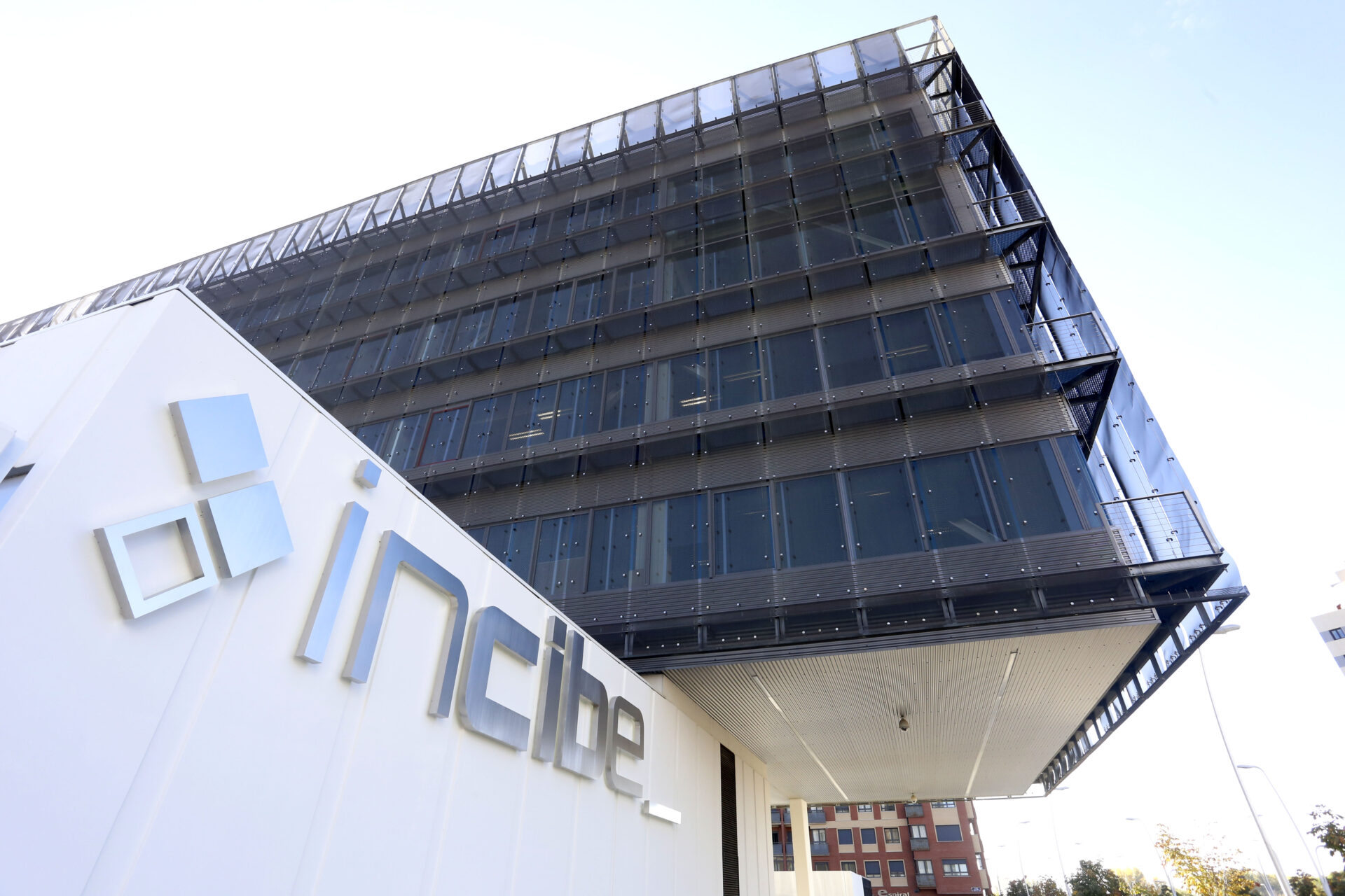 Incibe atendió una consulta sobre grupos de mensajería donde se animaba a menores a trastornos alimentarios como la anorexia y bulimia