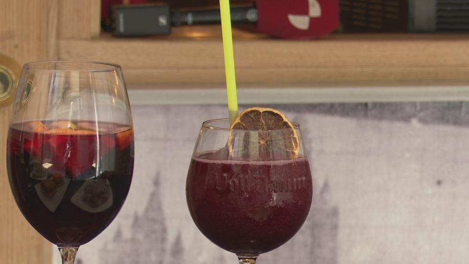 Un vaso de granizado de limonada