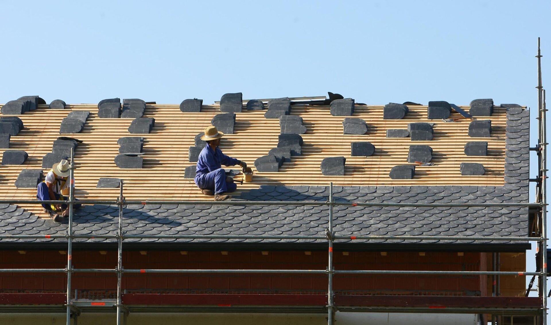 Instalación de tejados de pizarra en Ponferrada