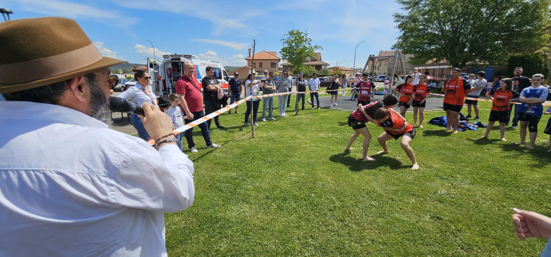 El pabellón de Sariegos alberga este sábado el XXXI corro Montaña – Ribera, con formato tradicional, equipos de Montaña y Ribera.