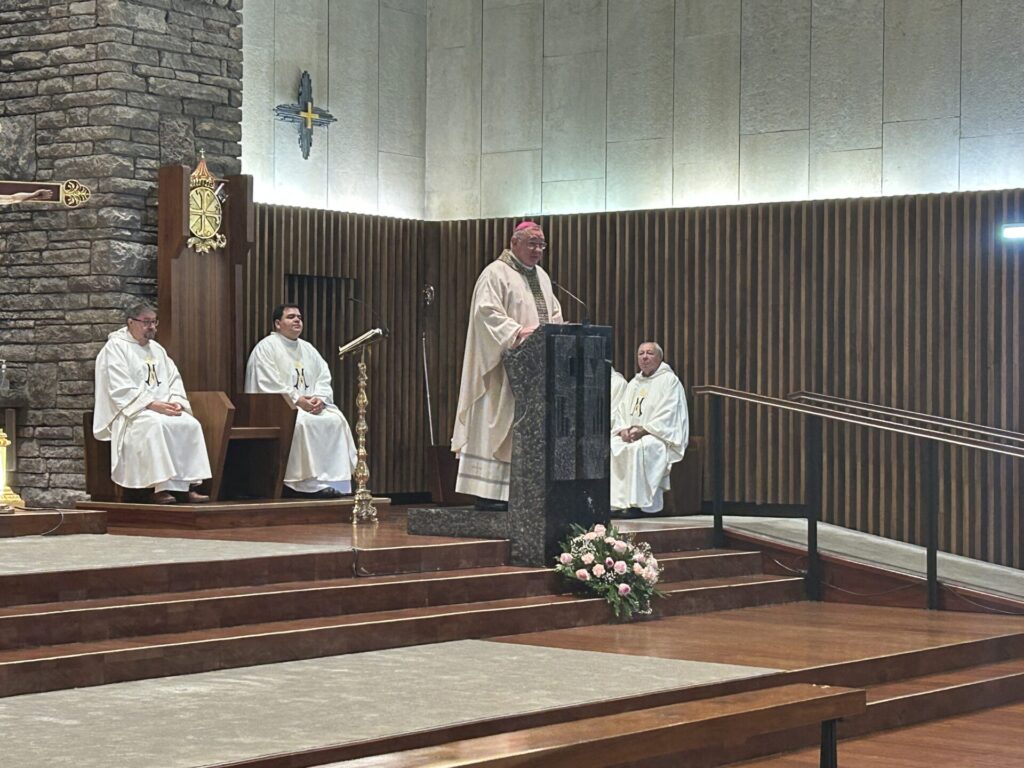 Misa de la festividad de la Virgen del Camino. León 24 horas