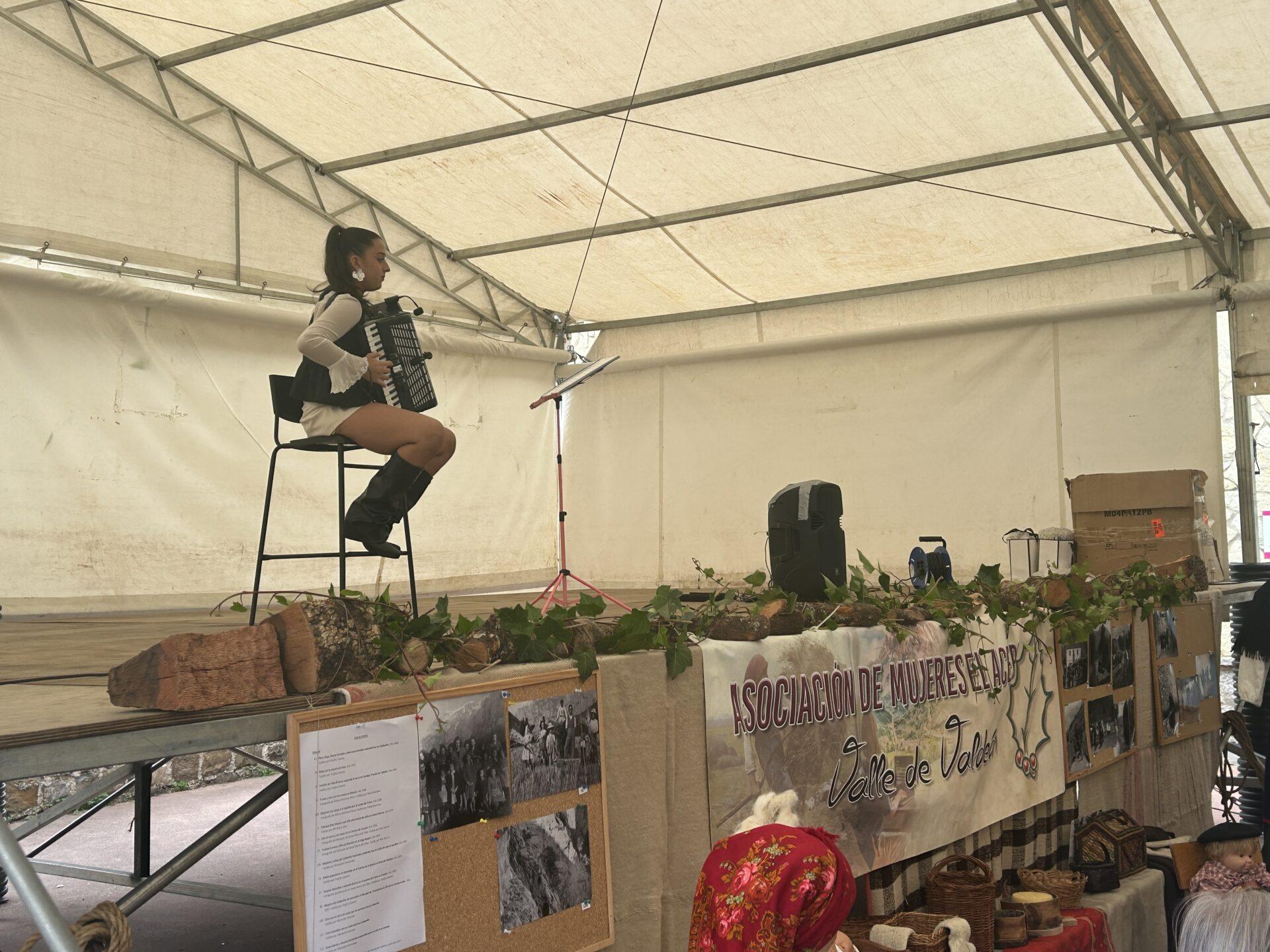 XXI Feria de los Picos de Posada de Valdeón. Hugo García - León 24 Horas