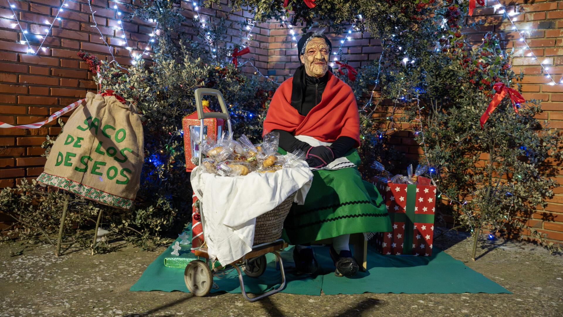 La Vieja del Monte llega al Barrio de la Peregrina de Sahagún | APL - Leon24Horas