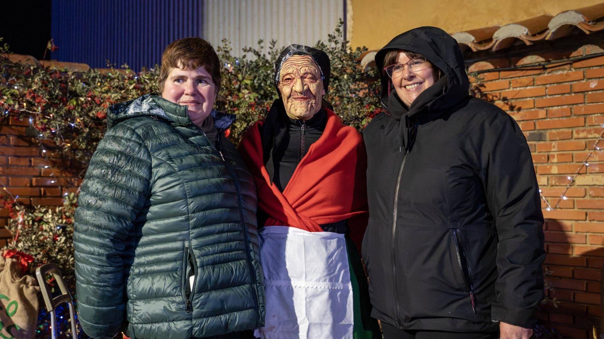 La Vieja del Monte llega al Barrio de la Peregrina de Sahagún | APL - Leon24Horas