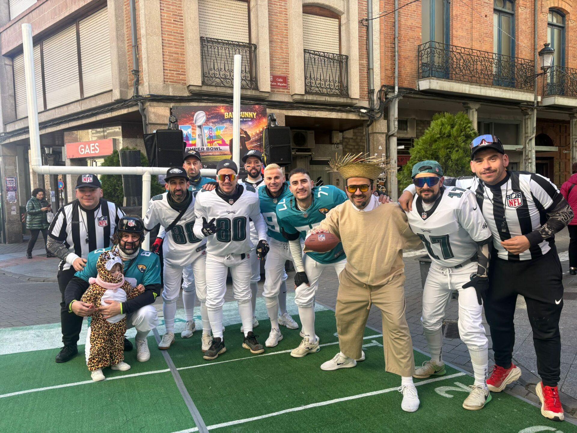 Este sábado en La Bañeza se vive la jornada favorita para los más creativos y originales con el Carnaval Auténtico. La clave es disfrutar.