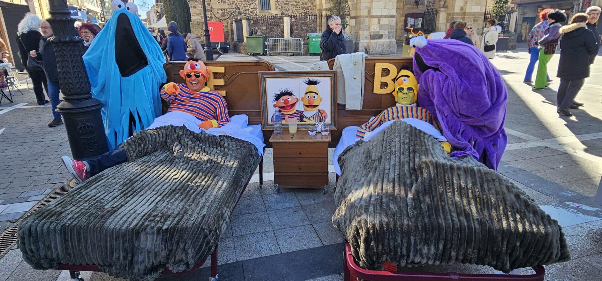 Este sábado en La Bañeza se vive la jornada favorita para los más creativos y originales con el Carnaval Auténtico. La clave es disfrutar.